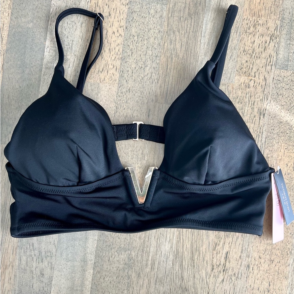Victorias Secret bikini top. Size M